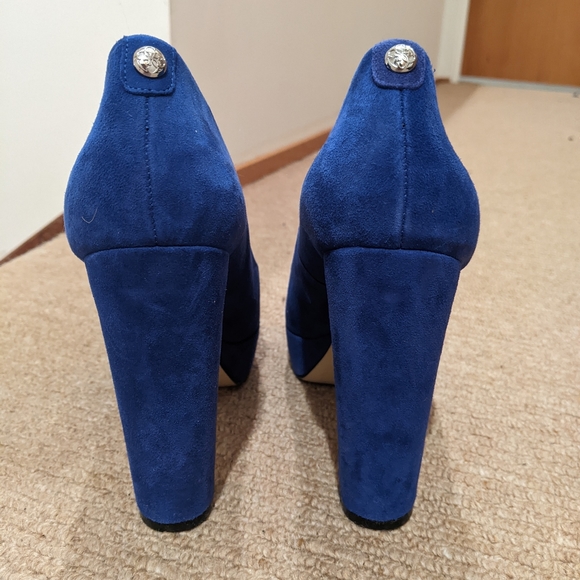 Heels - Picture 4 of 5